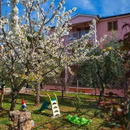 Lorena Apartmán Poreč