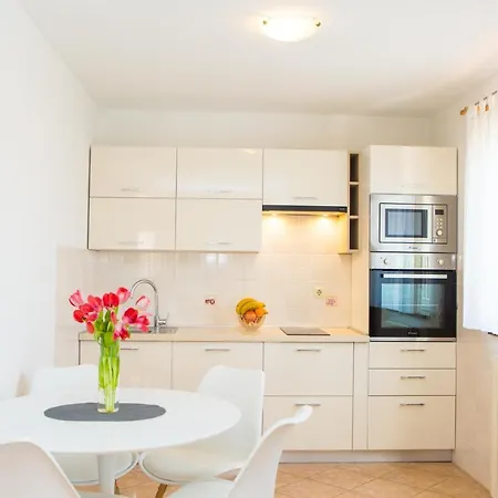 Lorena Apartment Porec