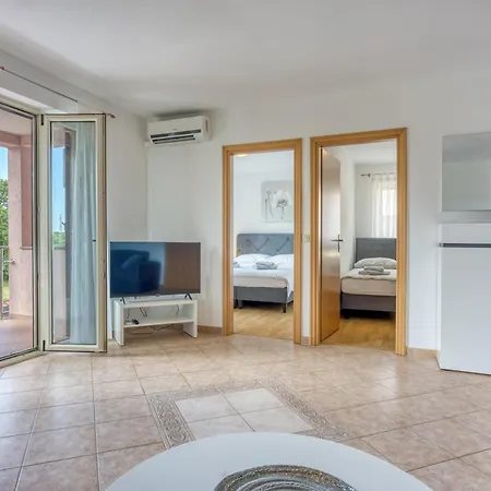 Lorena Apartamento *