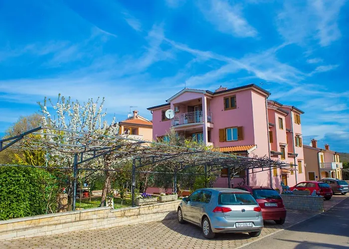 Lorena 公寓 波雷奇