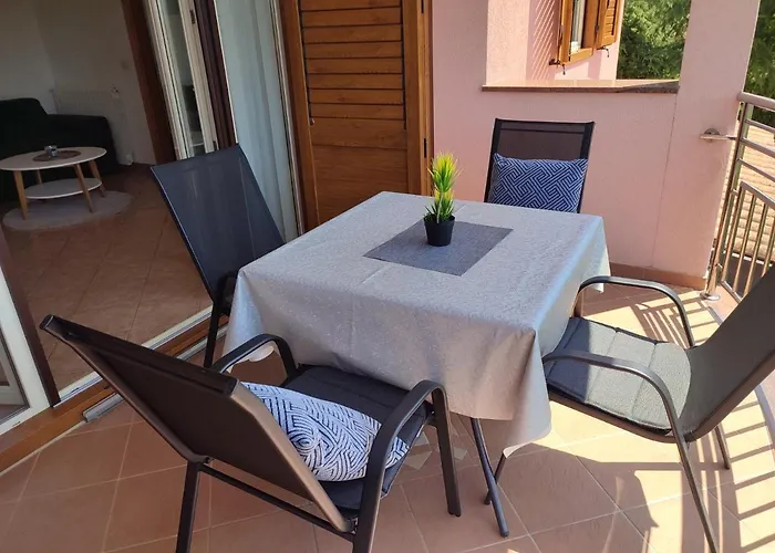 Διαμέρισμα Lorena *