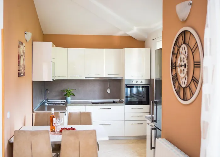 公寓 Lorena 波雷奇