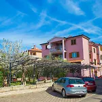 Lorena Apartment Porec