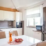 Lorena Apartment